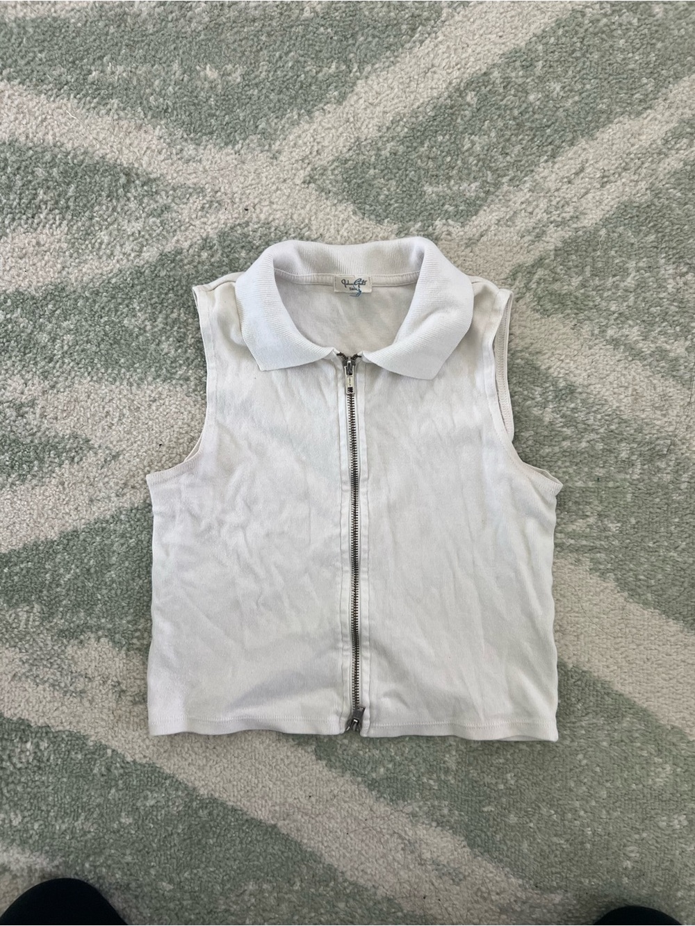 Brandy Melville White Sleeveless Zip-Front Polo Tank